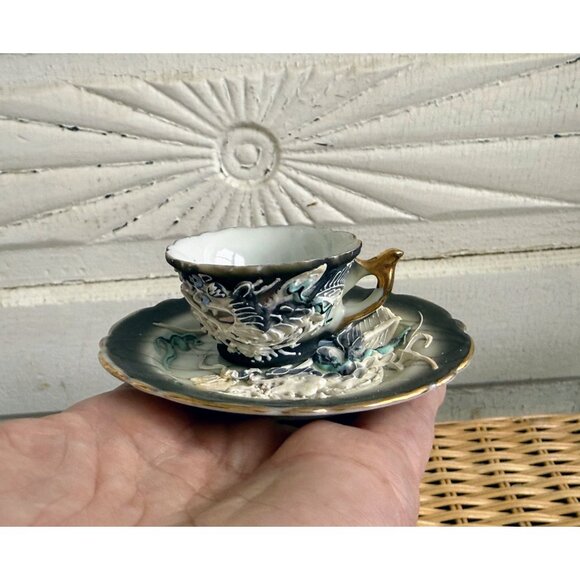 Vintage 40's Japan Dragonware Miniature Teacup and Saucer - Picture 7 of 11